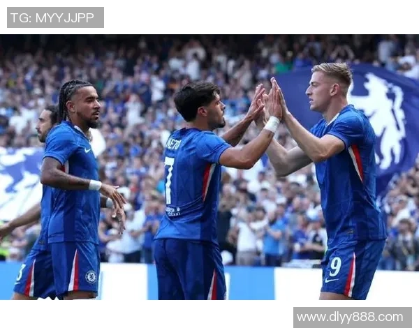 AC米兰友谊赛大胜切尔西乌龙球成比赛转折点引发热议