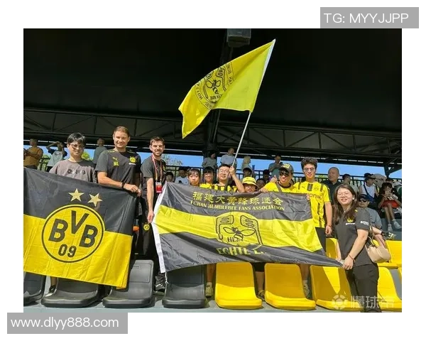 友谊赛精彩回顾多特蒙德大胜巴黎圣日耳曼红牌事件引发全场热议 友谊赛精彩回顾多特蒙德大胜巴黎圣日耳曼红牌事件引发全场热议