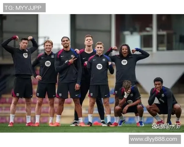 西甲精彩对决那不勒斯逆转利物浦全场沸腾战报解析