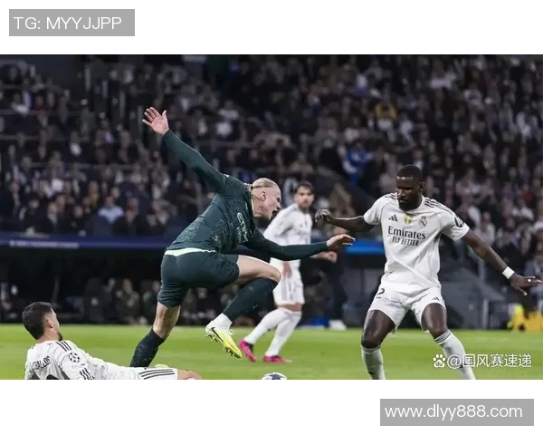 足总杯精彩对决皇马与多特蒙德1比1平局帽子戏法引发全场热潮